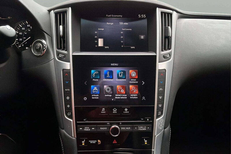 2021 Infiniti Q50 Luxe