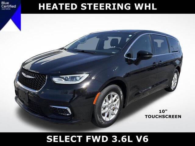 2025 Chrysler Pacifica Select