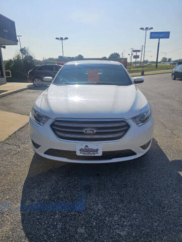 2016 Ford Taurus SEL