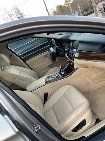 2012 BMW 5 Series 535i