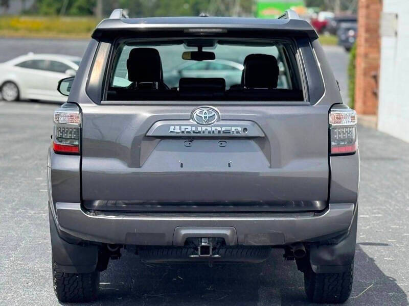 2016 Toyota 4Runner SR5