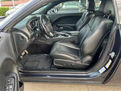 2017 Dodge Challenger GT