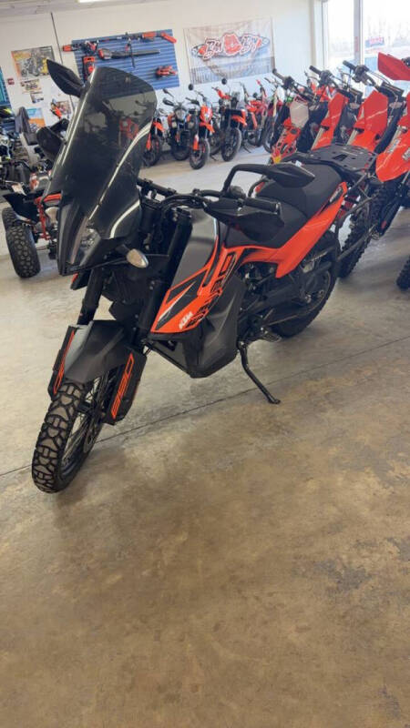 2022 KTM 890 Adventure