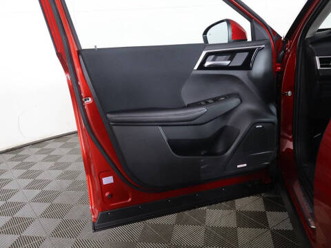 2025 Mitsubishi Outlander ES