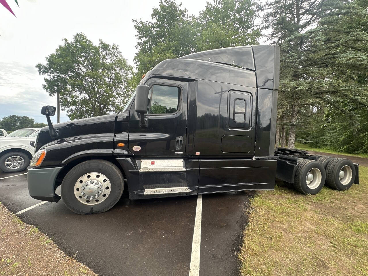 2018 Freightliner Cascadia for sale at Auto Hunter in Webster, WI