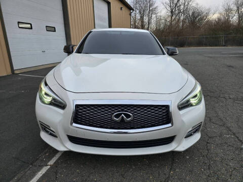 2015 Infiniti Q50 Premium