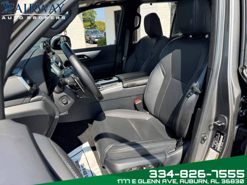 2023 Lexus LX 600 F SPORT Handling