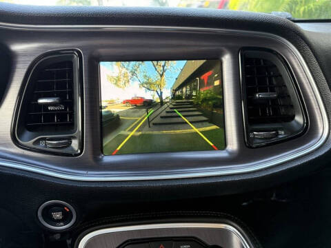 2018 Dodge Challenger SXT