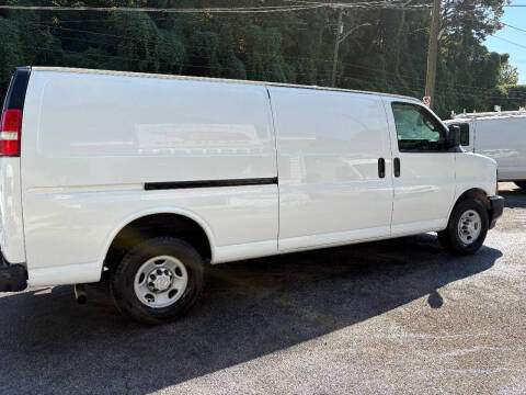 2017 Chevrolet Express 2500