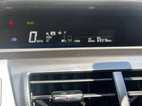 2012 Toyota Prius v Three
