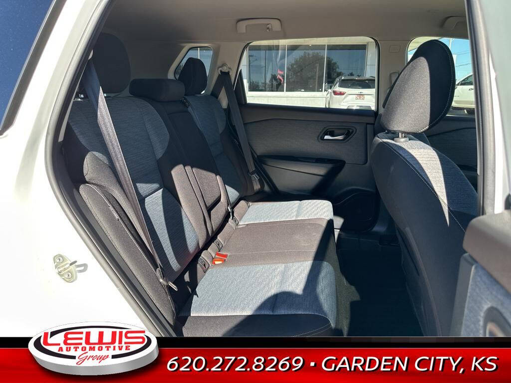 2022 Nissan Rogue for sale at Lewis Chevrolet of Garden City in Garden City, KS