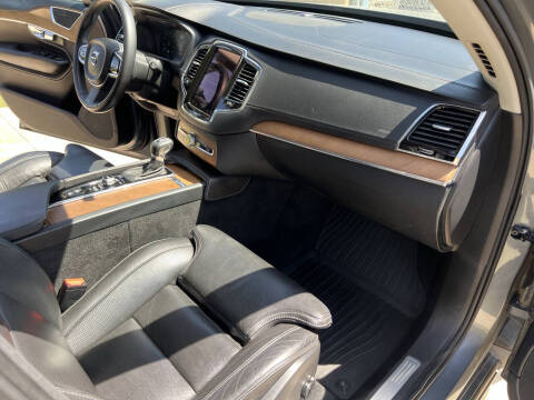 2016 Volvo XC90 T6 Inscription