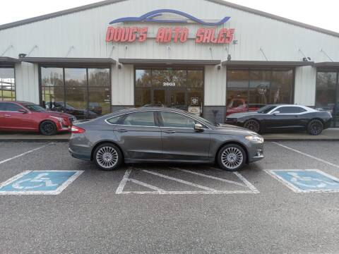 2015 Ford Fusion for sale at DOUG'S AUTO SALES INC in Pleasant View TN