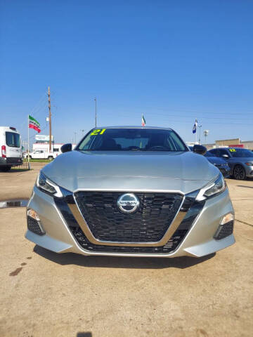 2021 Nissan Altima 2.0 SR