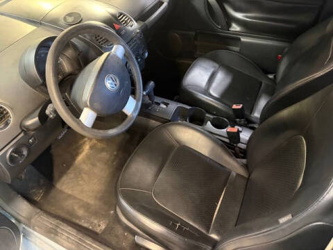 2010 Volkswagen New Beetle