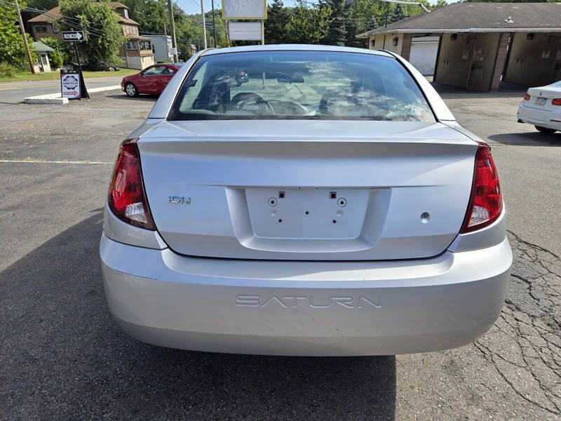 2005 Saturn Ion 2