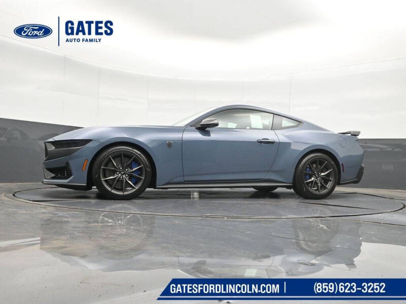 2025 Ford Mustang Dark Horse