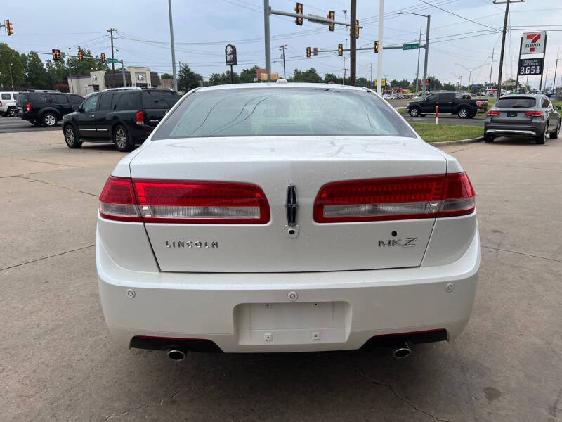 2011 Lincoln MKZ
