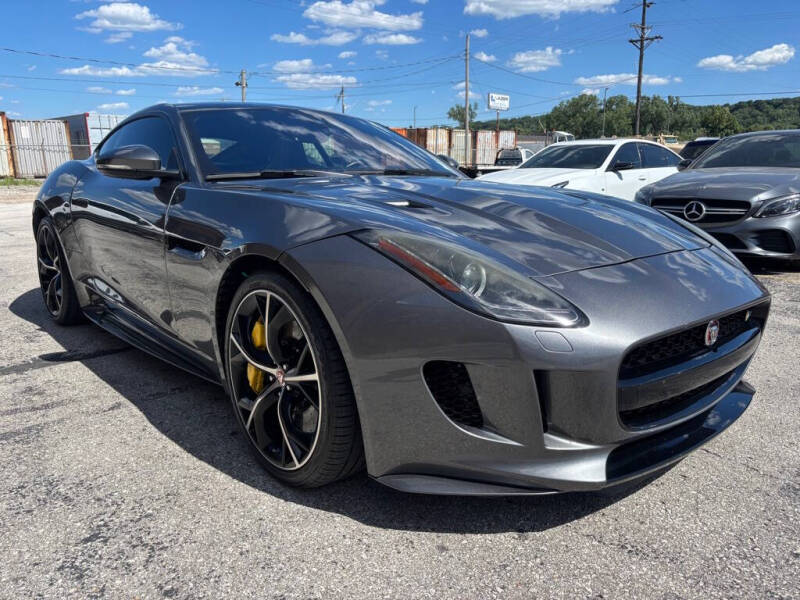 2017 Jaguar F-TYPE R
