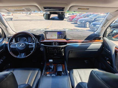 2018 Lexus LX 570