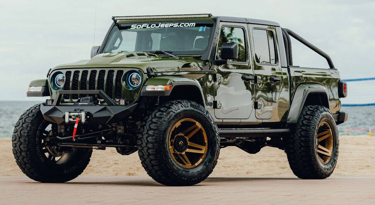 2023 JEEP Gladiator Pickup - $65,999