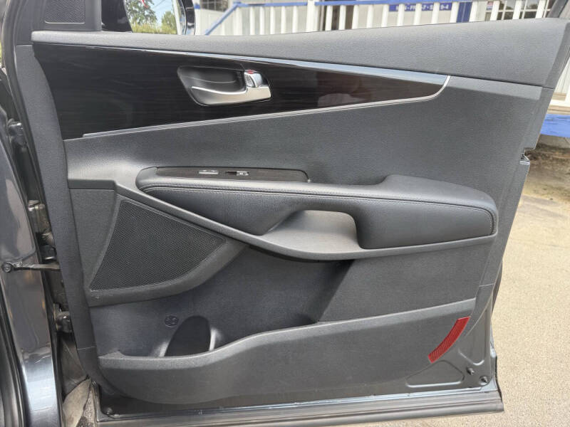 2020 Kia Sorento LX V6