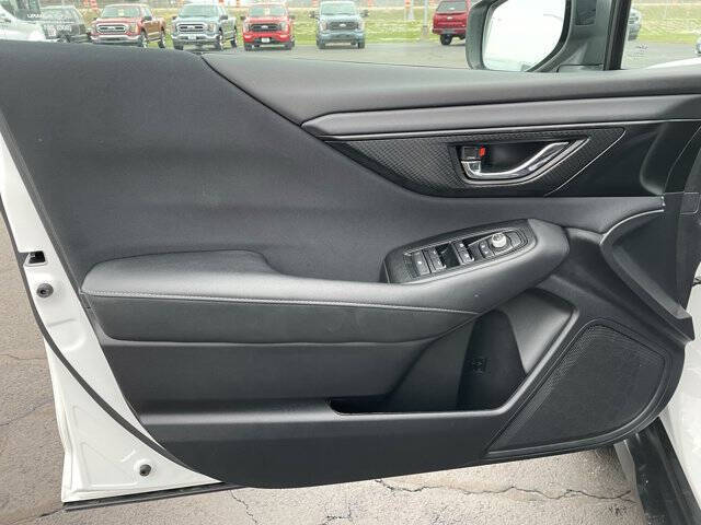 2025 Subaru Outback Premium