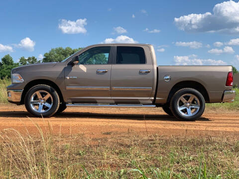 2009 Dodge Ram Pickup 1500 for sale at Tennessee Valley Wholesale Autos LLC in Huntsville AL