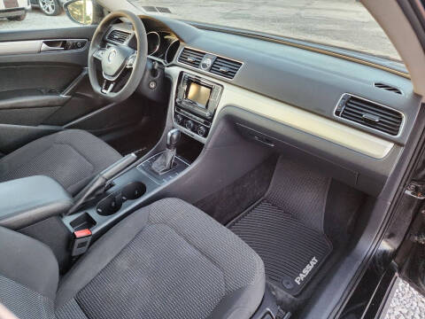 2016 Volkswagen Passat 1.8T S