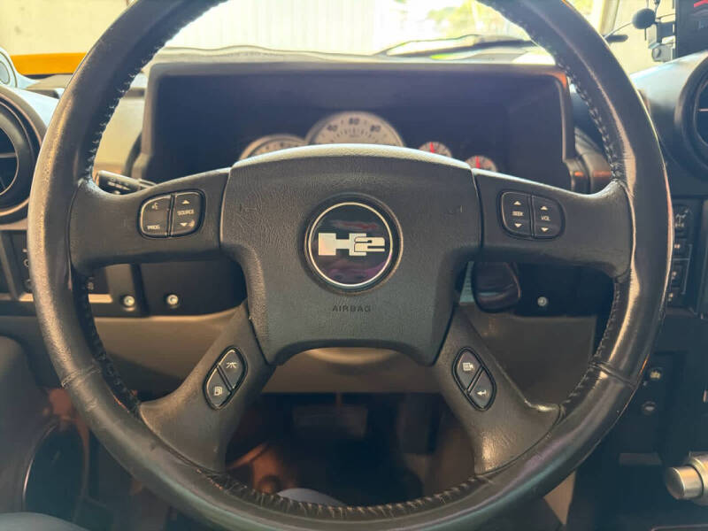 2004 HUMMER H2