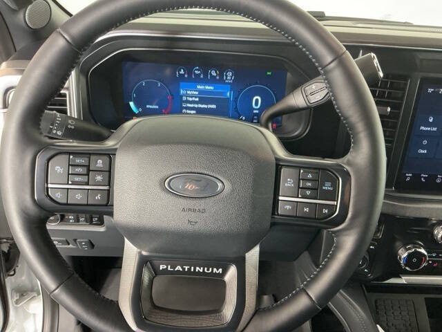 2025 Ford F-450 Super Duty Platinum