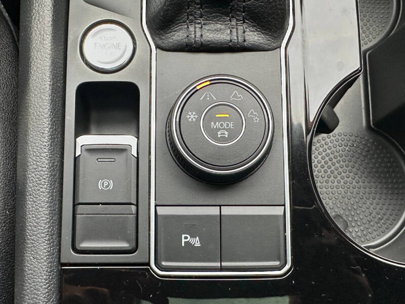 2020 Volkswagen Atlas Cross Sport V6 SEL 4Motion