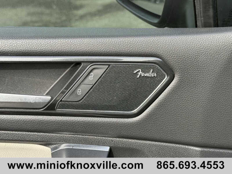 2018 Volkswagen Tiguan 2.0T SEL Premium