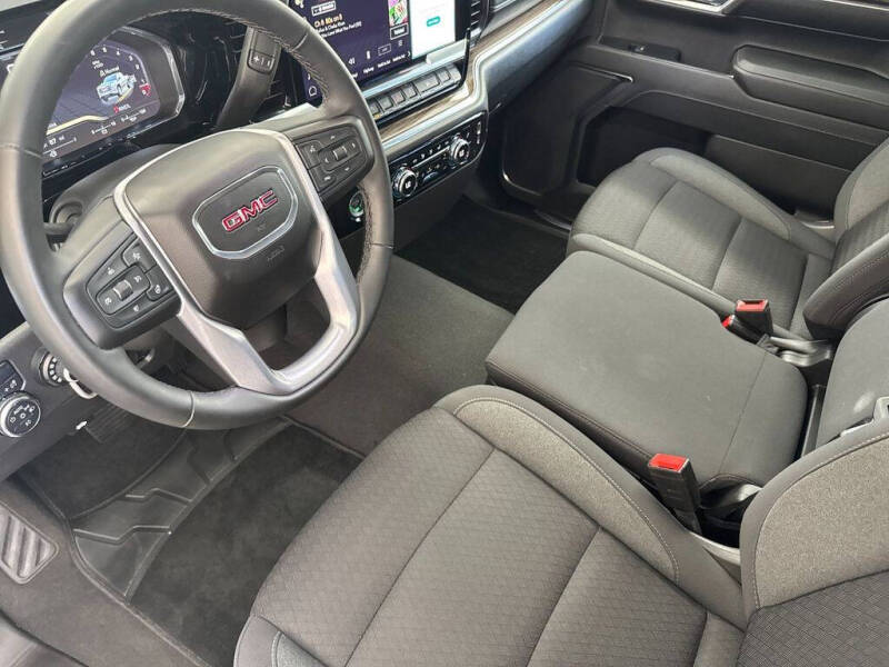 2023 GMC Sierra 1500 Elevation Standard