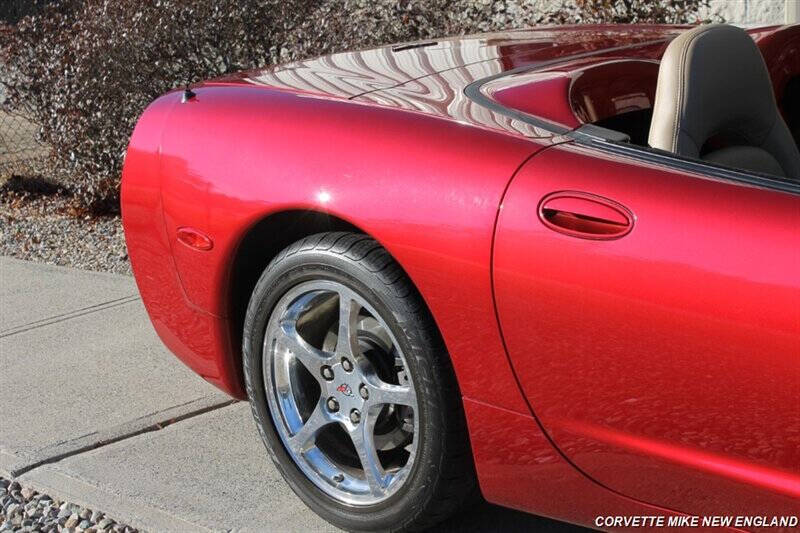 2001 Chevrolet Corvette 25
