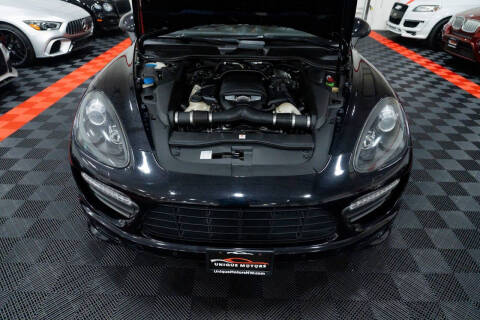 2014 Porsche Cayenne GTS