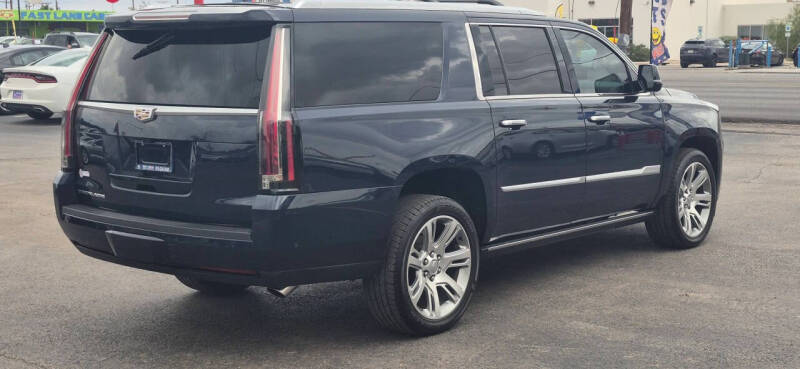 2018 Cadillac Escalade ESV Premium Luxury