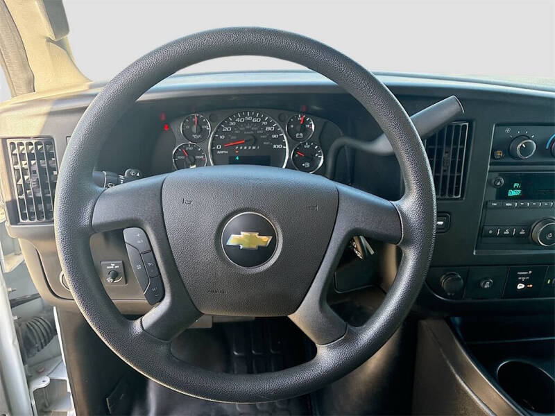 2024 Chevrolet Express 3500