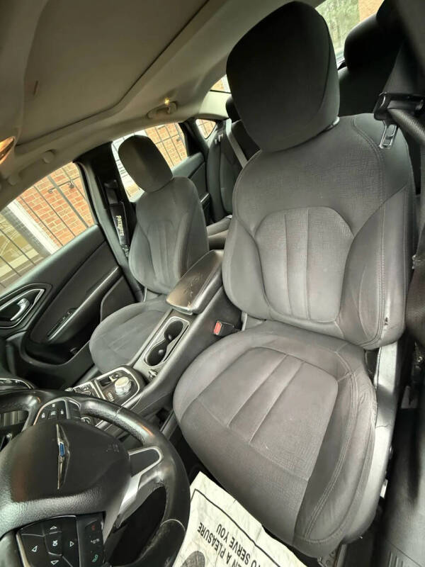 2015 Chrysler 200 Limited