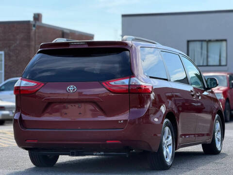 2017 Toyota Sienna