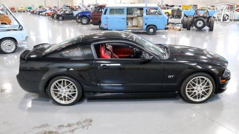 2005 Ford Mustang