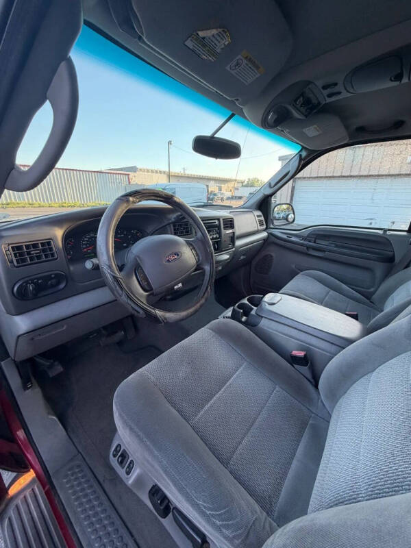 2003 Ford Excursion XLT