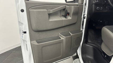 2023 Chevrolet Express 2500