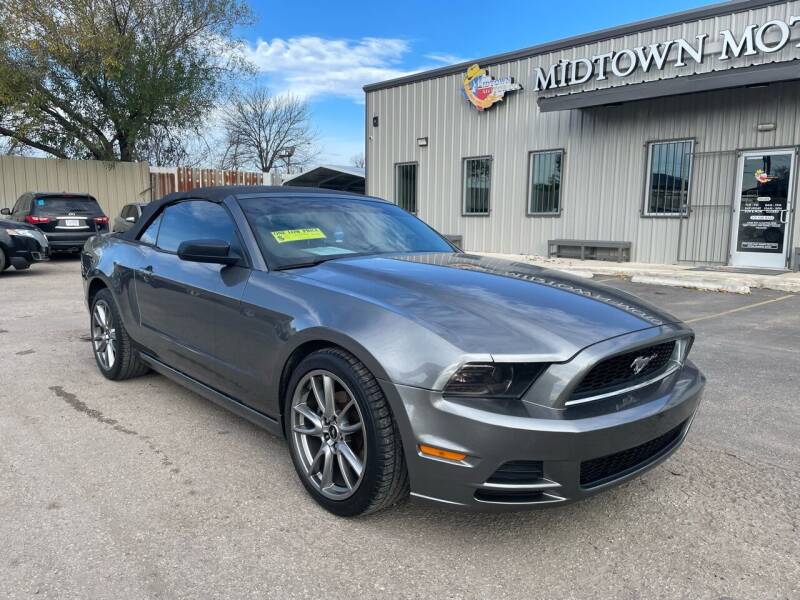 2013 Ford Mustang for sale at Midtown Motor Company in San Antonio TX