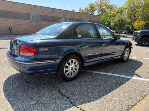 2004 Hyundai Sonata LX
