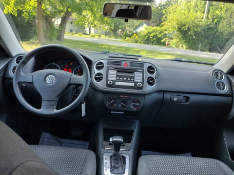 2009 Volkswagen Tiguan SE