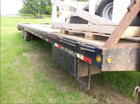 Big Tex 28' Gooseneck Trailer