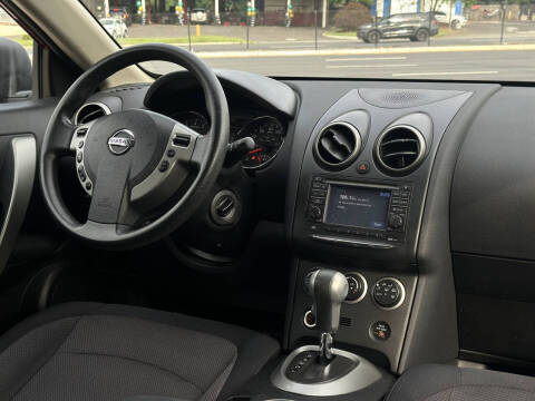 2011 Nissan Rogue SV