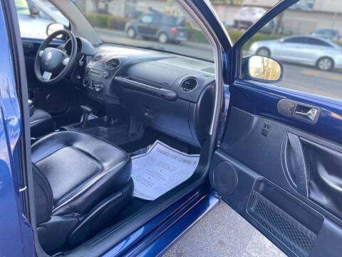 2006 Volkswagen New Beetle 2.5