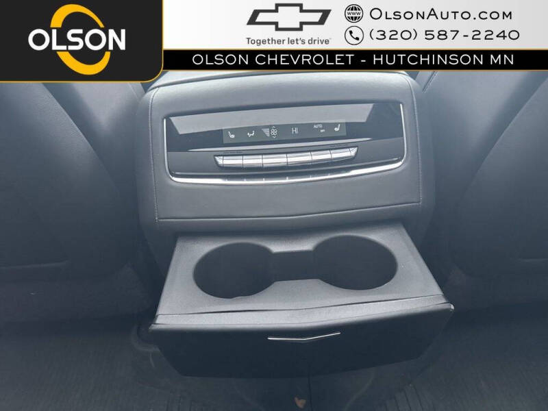 2022 Cadillac Escalade ESV Premium Luxury Platinum